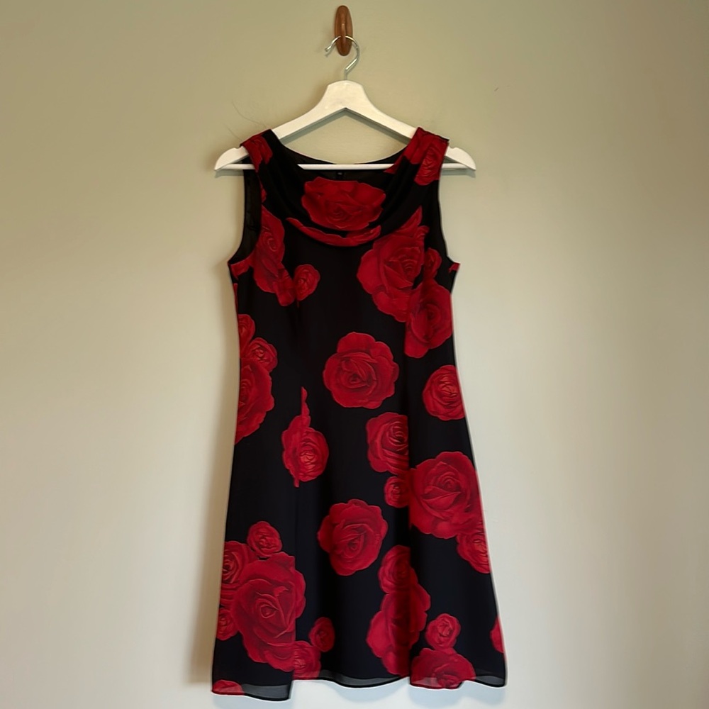 Red and black rose A-line dress